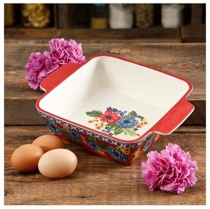 New Pioneer Woman Square Baker 8"